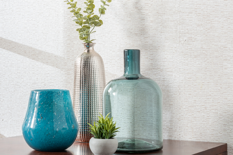 How To Display Vases To Attract More Customers